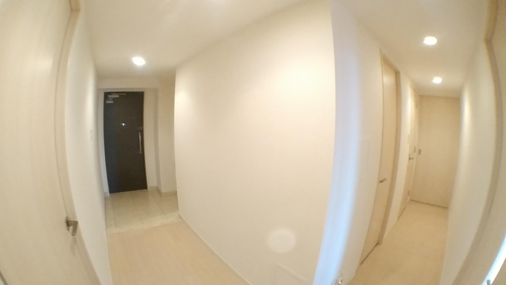 中央区日本橋馬喰町１丁目の賃貸マンションの玄関