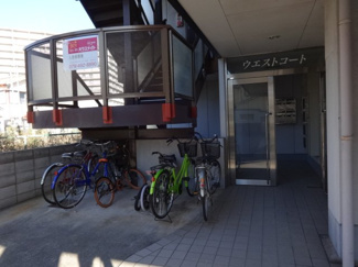 【エントランス】 | ウエストコート