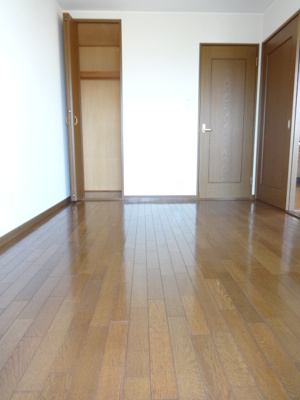 【洋室】 | ウエストコート | 日当良好！洋室６帖！