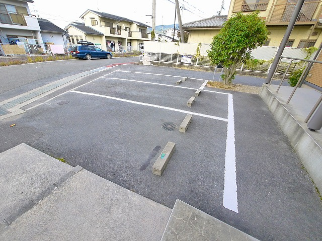 マ・メゾン榮　Ⅲの駐車場|駐車場です