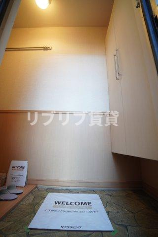 グランメールⅡの玄関