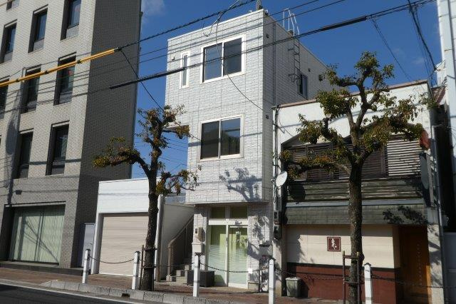 シャーメゾン阿知