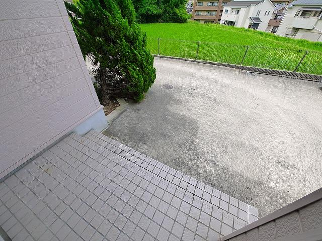 ビヨンドヒルズのエントランス|毎日通るエントランスはこのようになっています