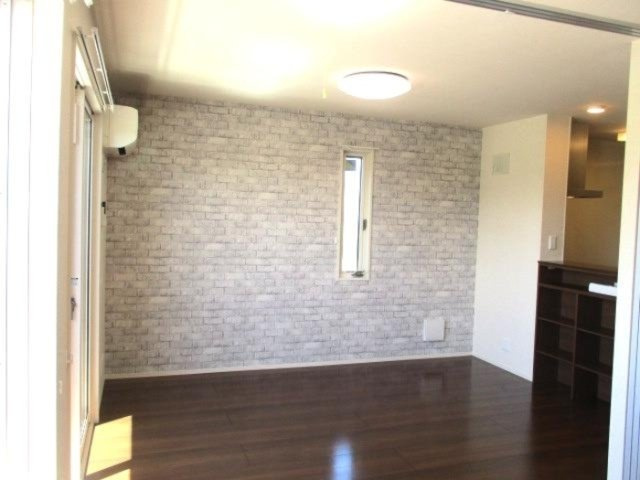 Ｄ－ＲＯＯＭ押日の居間・リビング