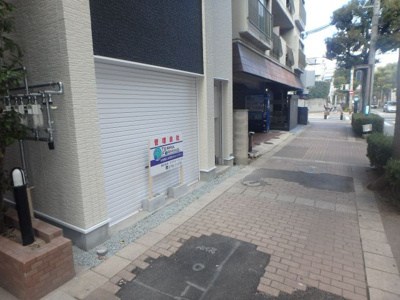 【エントランス】 | ホワイトハウス西宮