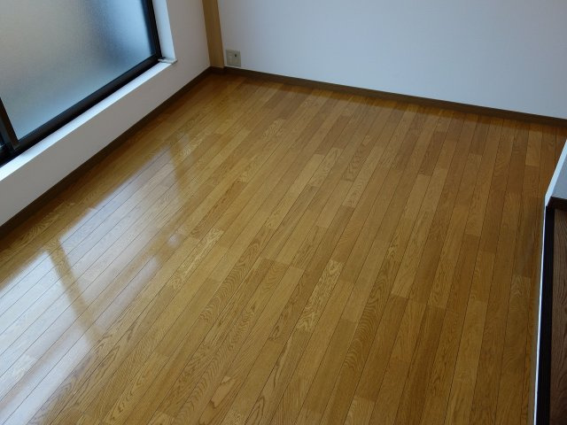 アイビーの洋室