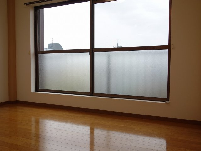 アイビーの洋室