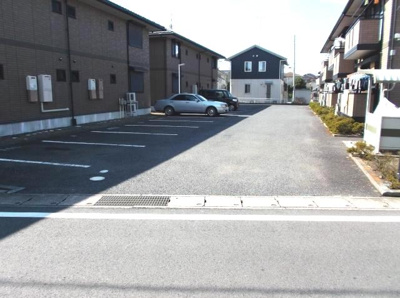 【駐車場】 | グランパルク Ａ 