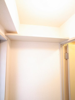 【トイレ】 | 道場北マンション | トイレの上部にはうれしい心使い