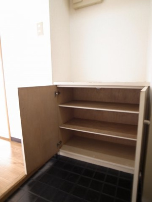 【収納】 | 道場北マンション | 玄関スッキリ、下駄箱収納。