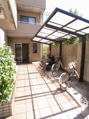 【エントランス】 | 道場北マンション | エントランスの部分で物件の質が分かります。