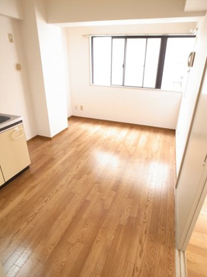 【居間・リビング】 | 道場北マンション | 会社情報内のクーポン、キャンペーン是非ご利用下さい！