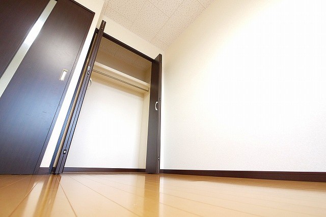 都（西九条町）の収納|便利な収納スペースです