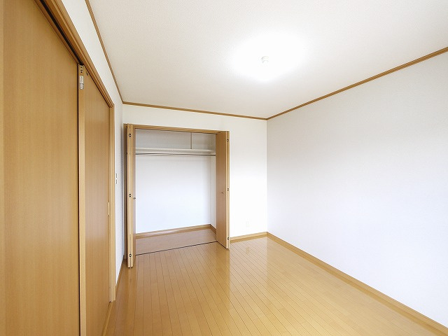 プラシード（前栽町）の洋室|コンパクトで使いやすい洋室です