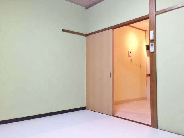 大網白里市池田のアパートの洋室