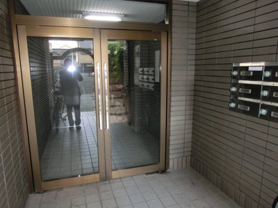 【エントランス】 | シャトレ文の里 | 清潔なエントランスです