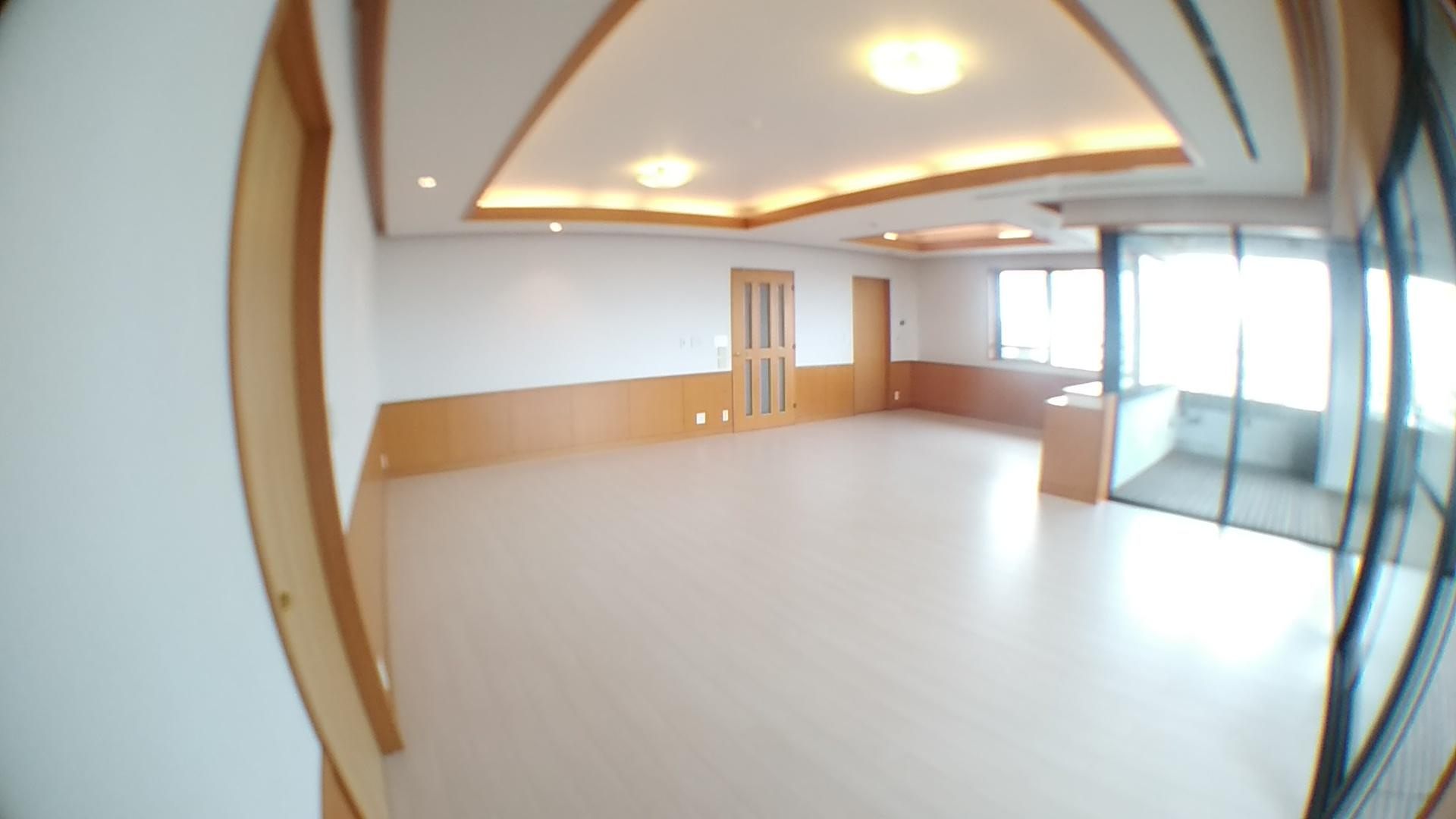 中央区日本橋箱崎町の賃貸マンションの居間・リビング