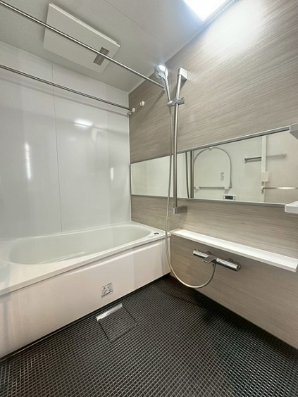 中央区新川１丁目の賃貸マンションの浴室|反転タイプ参照