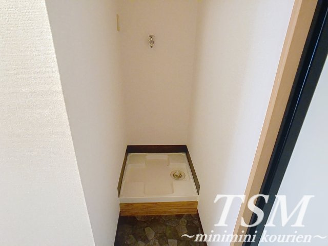 Ｍ’プラザ 香里壱番館の設備|洗濯機置場