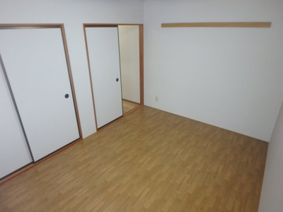 【洋室】 | シャンポール日吉A | 日吉町　シャンポール日吉A　2LDK　北洋室