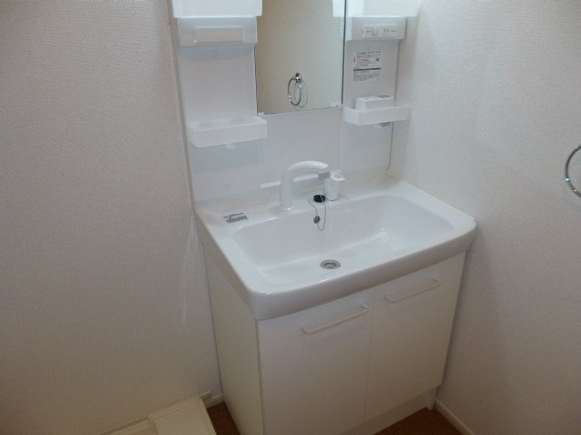 ラパンドールの独立洗面台