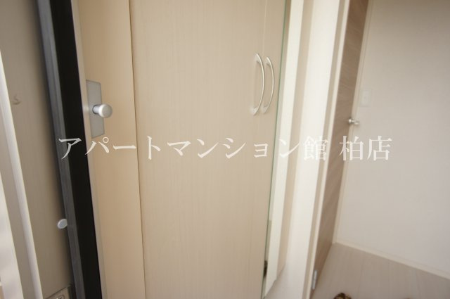 サイドガーデン南増尾A棟の収納