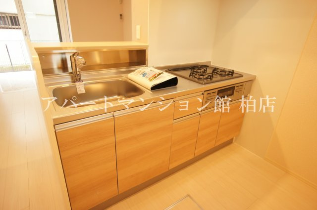 サイドガーデン南増尾A棟のキッチン