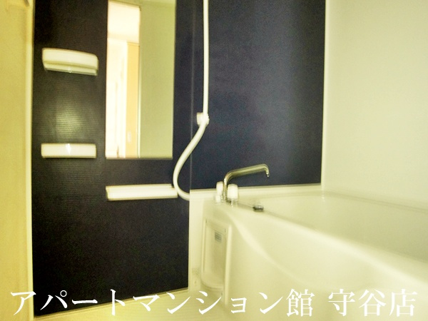 グレース アロッジオの浴室