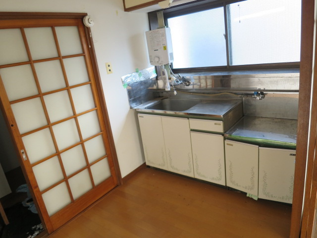 片岡荘のキッチン|２口ガスコンロ設置可
