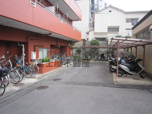 トーカンマンション大山の駐車場