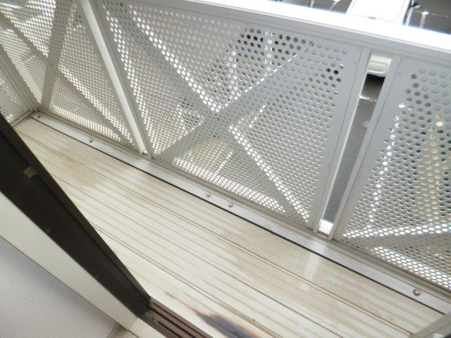レーベン福島Ｂのバルコニー