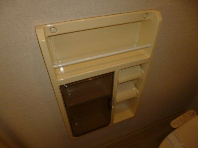 レーベン福島Ｂのトイレ|トイレ棚