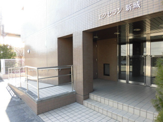 【エントランス】