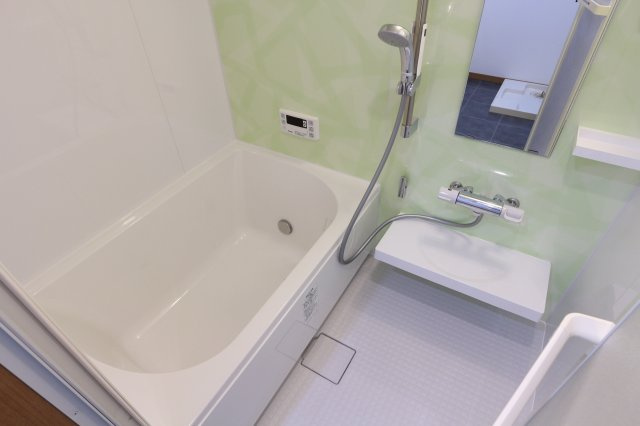 パルフラッツ王居殿の浴室