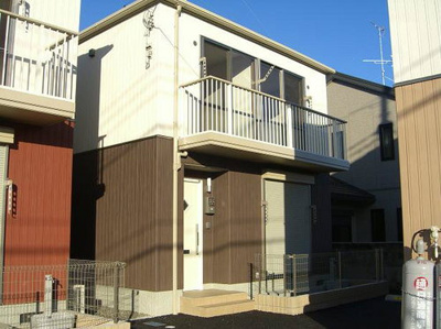 【外観】 | 【シャーメゾン】積水ハウス桜木戸建賃貸D棟 | 1建物外観　南向きで陽当り良好