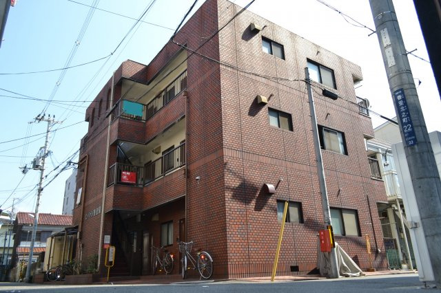 ロイヤル香里園の外観