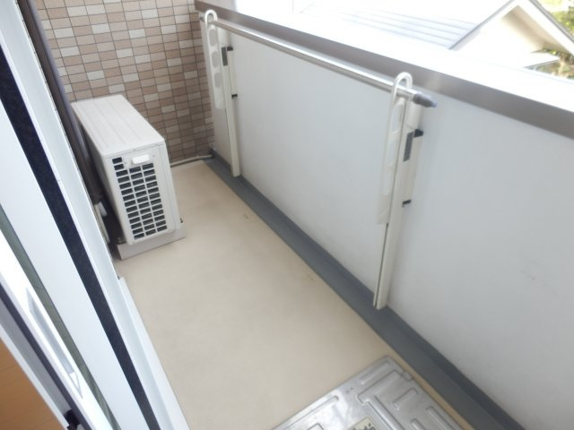 エクサーブ東原のバルコニー