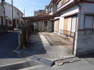 【駐車場】 | 屋根付き駐車スペース！車種により２台駐車可能！