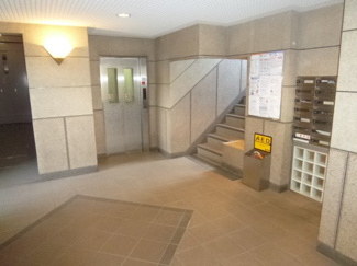 【エントランス】