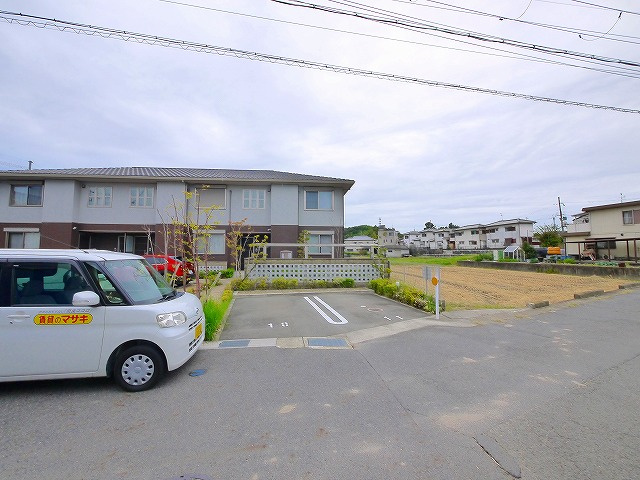 シャーメゾン和