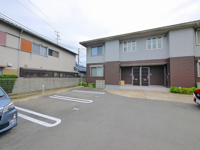 シャーメゾン和