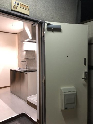 【玄関】 | ユーミー東垂坂マンション | ※別室同型タイプ
※ミニキッチン交換含むリノベーション工事実施