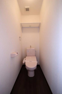 【トイレ】 | ラ・カーサ・フェリーチェ | ゆったりとした空間のトイレです