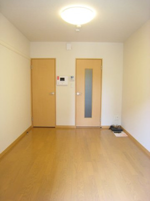 【居間・リビング】 | カルナック | シンプルな１Kのお部屋です。