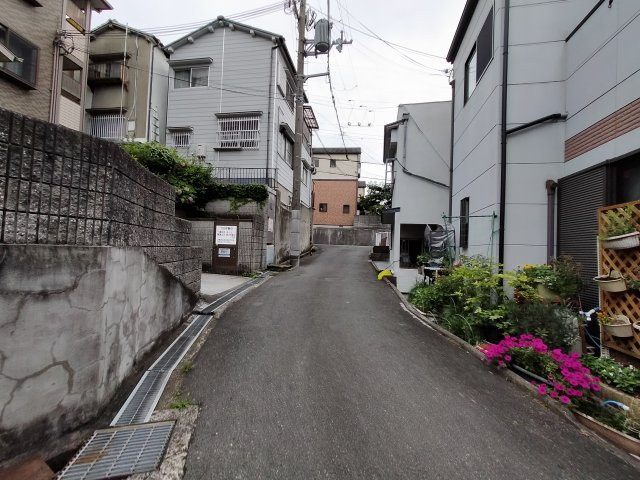 【周辺】 | トゥ・レ・ジュ―