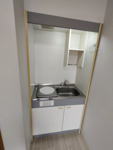 【キッチン】 | トゥ・レ・ジュ―
