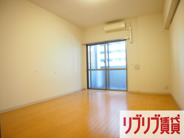 サンライズ・新町大塚ビルの居間・リビング