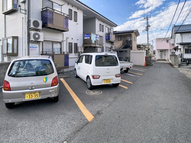 システィハイムの駐車場