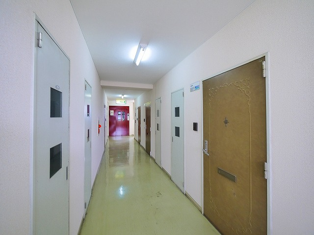 パインリーフ天理のその他共用部分|玄関回り