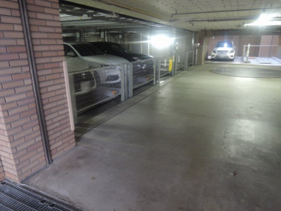 【駐車場】 | ランドシテイ横濱山手伍番館